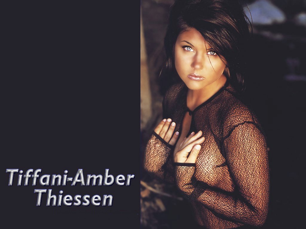 Tiffani%20Amber%20Thiessen_4.jpg